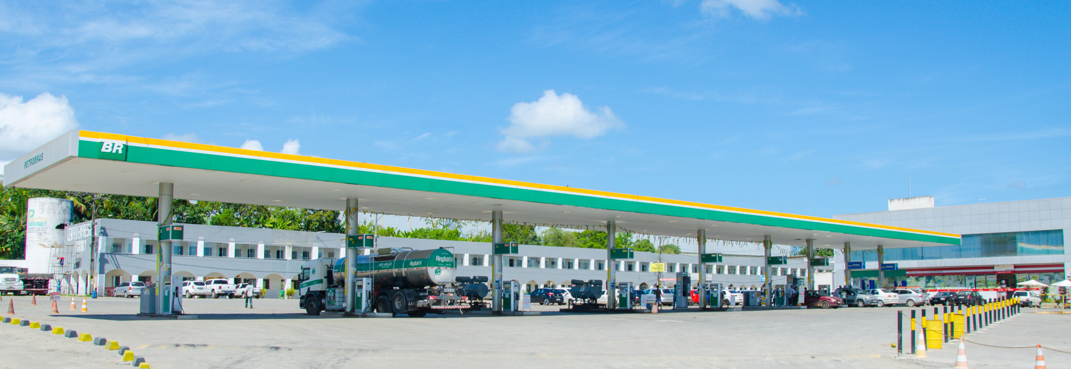 posto de gasolina.jpg